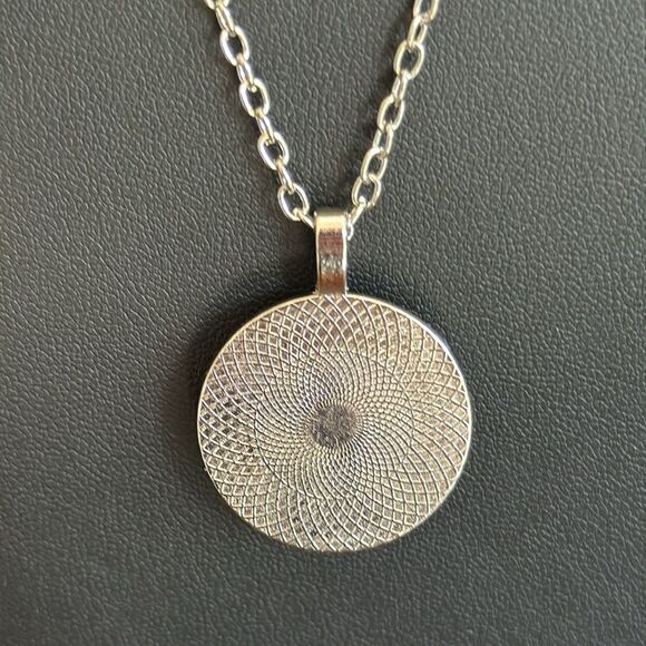 Starry Night Pendant Necklace – Van Gogh Art on 19.5” Silver Tone Chain - Picture 6 of 7